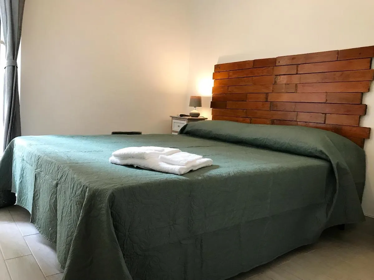 Apartment Dea Flora Home B&B Rome